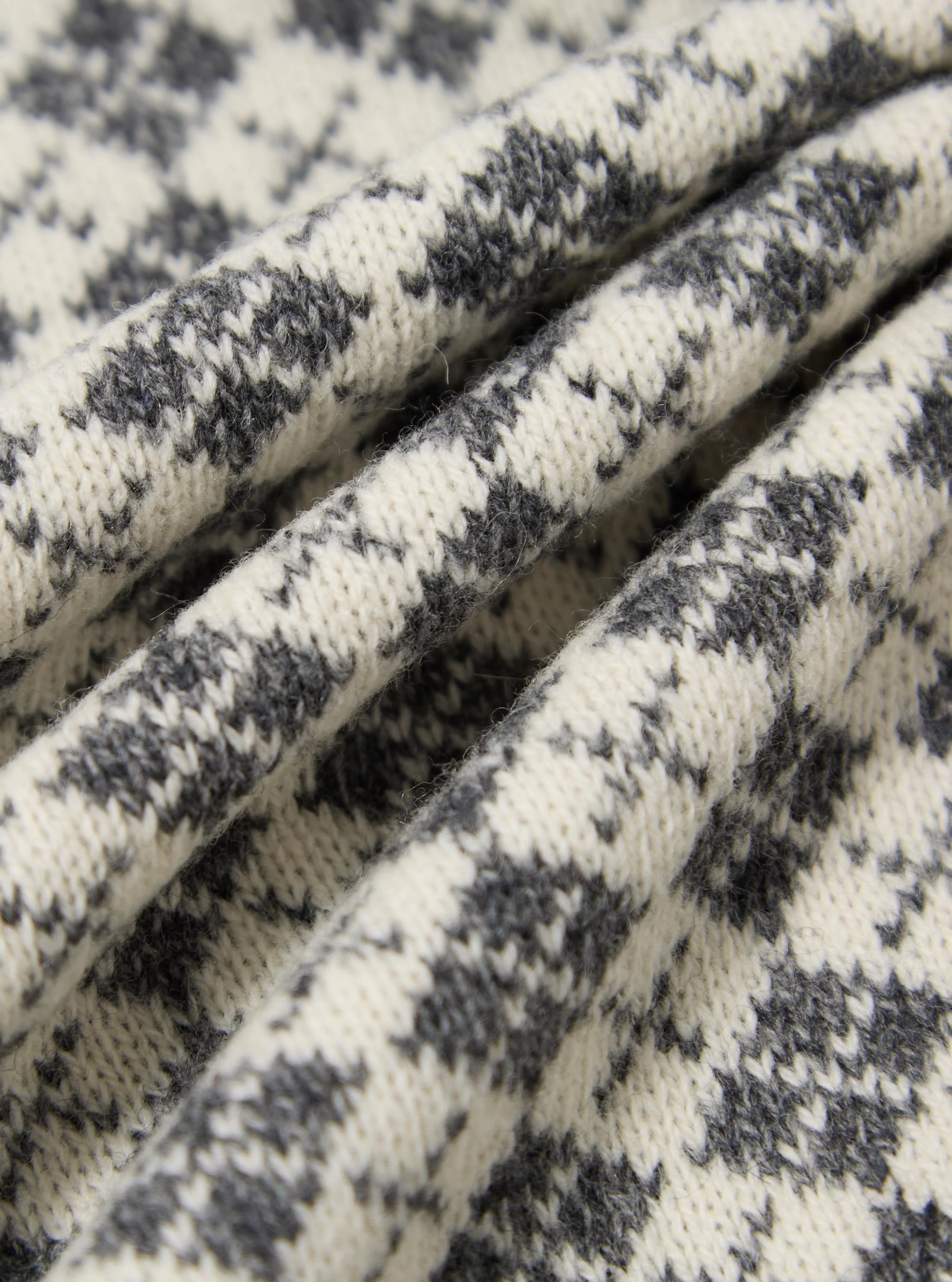 Ecru/Grey Plain Knit Argyll Allan Cardigan - Image 4