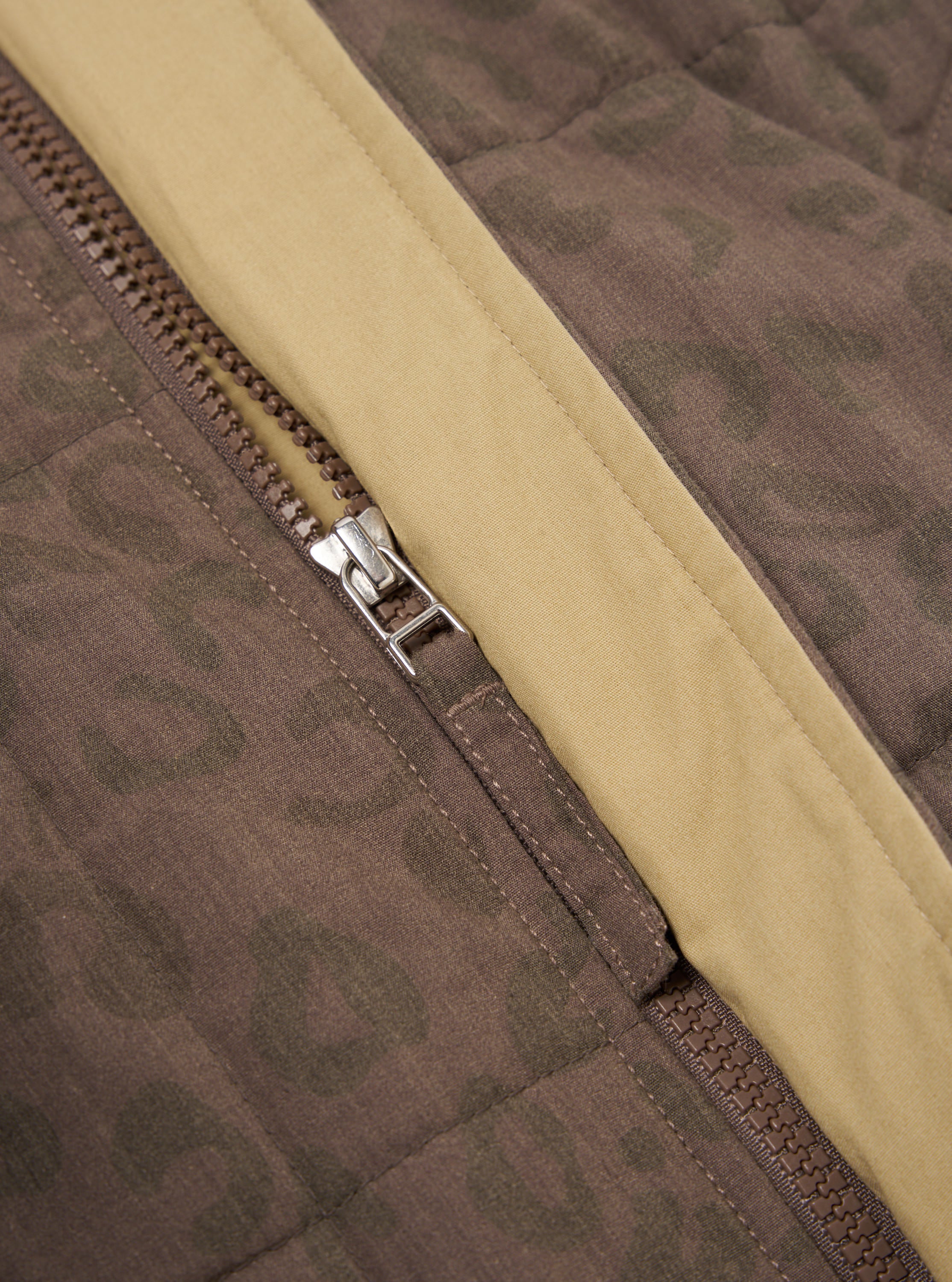 Sand Leopard Recycled Polytech Carlton Gilet - Image 5