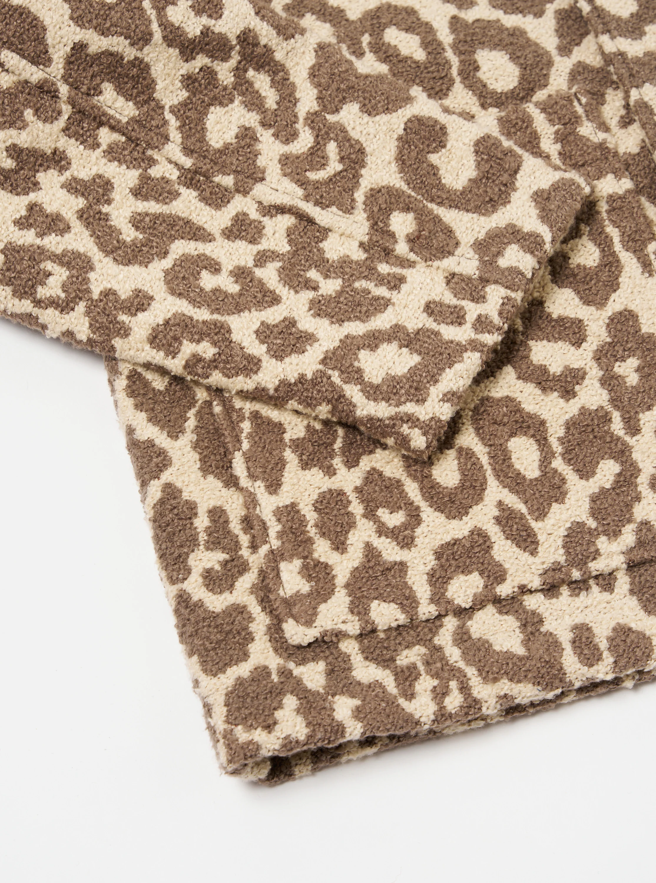 Natural Crazy Leopard Simple Bakers Jacket - Image 5